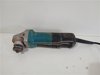 Pulidora Marca Makita Modelo Tamaño Pequeño Usado Con Desgaste Nro Acc Sin Accesorios.