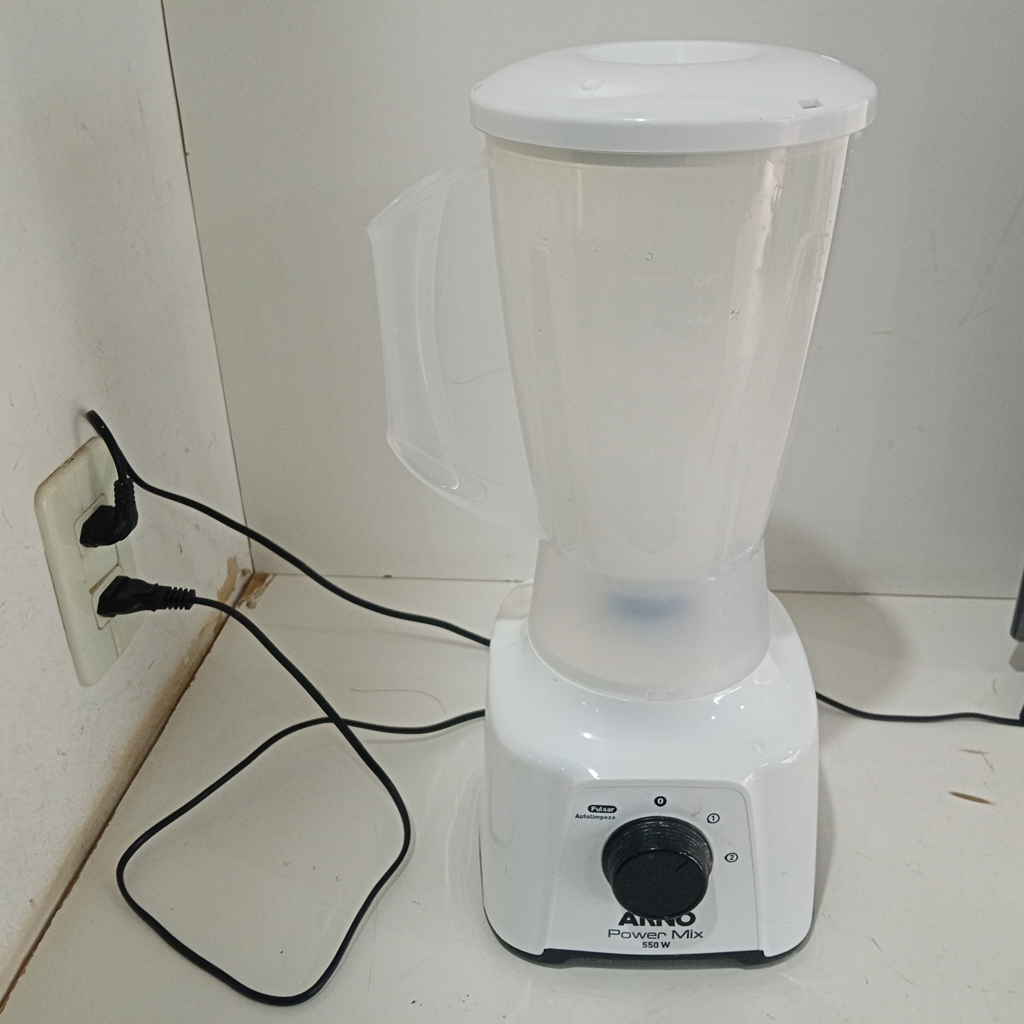 Licuadora Marca Arno Modelo Power Mix Velocidades Usado En Buen Estado Acc Jarra De Plastico.