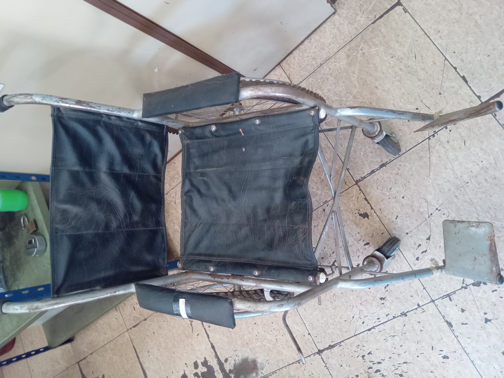 Silla De Ruedas Marca No Tiene Modelo No Tiene Usado Con Desgaste Acc No Tiene