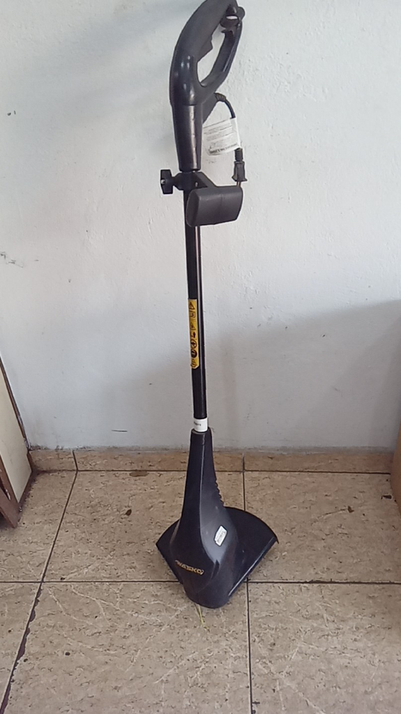 Bordeadora De Cesped Marca Wasko Modelo No Tiene Usado En Buen Estado Acc No Tiene