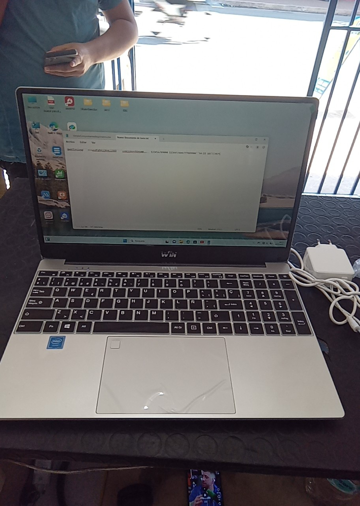 Notebook Marca Win Modelo N5095 Procesador Celeron Memoria Ram 12 Gb Disco Duro 256 Gb Generacion No Tiene Acc Cargador Teclado Numerico