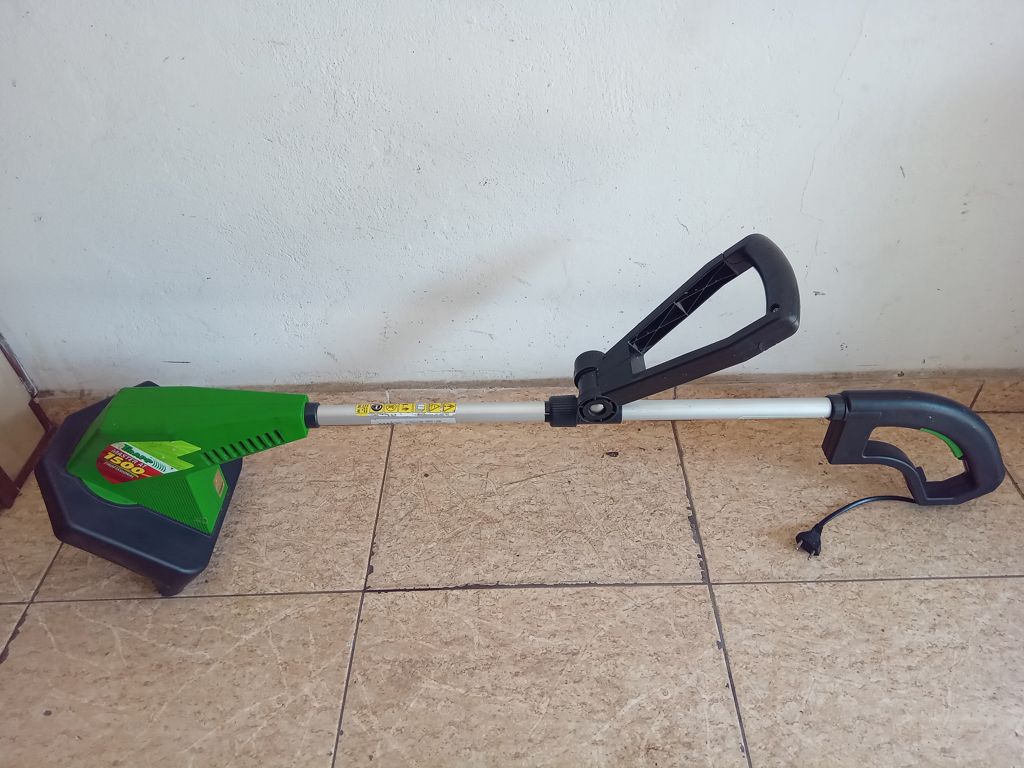 Bordeadora De Cesped Marca Trapp Modelo Master At 1500 Usado En Buen Estado Acc No Tiene
