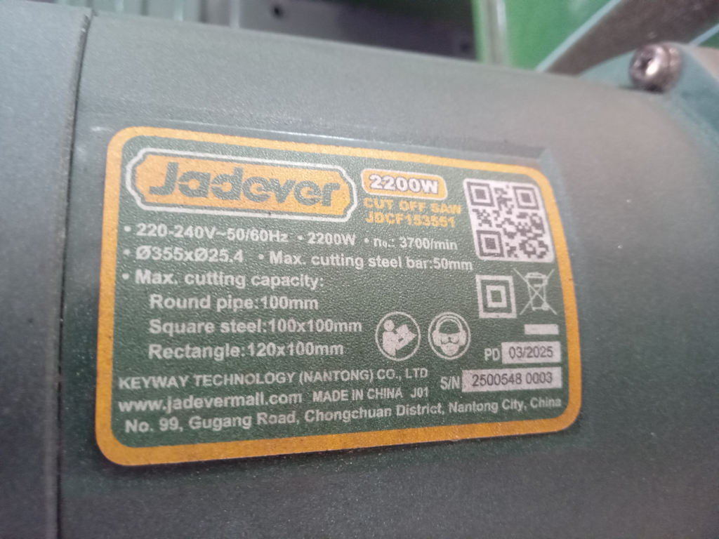 Foto 2 de Policorte Marca Jadever Modelo Jdcf153551 Usado En Buen Estado Acc Con Disco Protector