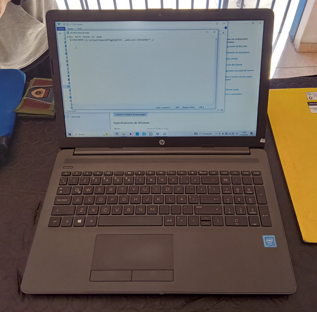 Notebook Marca Hp Modelo 250 G7 Procesador Intel Celeron Memoria Ram 4 Gb Disco Duro 111 Gb Generacion 4 Acc Teclado NuméricoCargador