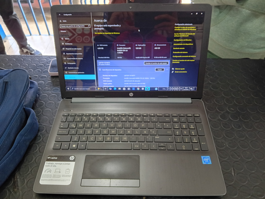 Notebook Marca Hp Modelo 15-Da0001la Procesador Celeron Memoria Ram 4 Gb Disco Duro 466 Gb Generacion 4 Acc Con Teclado Numerico