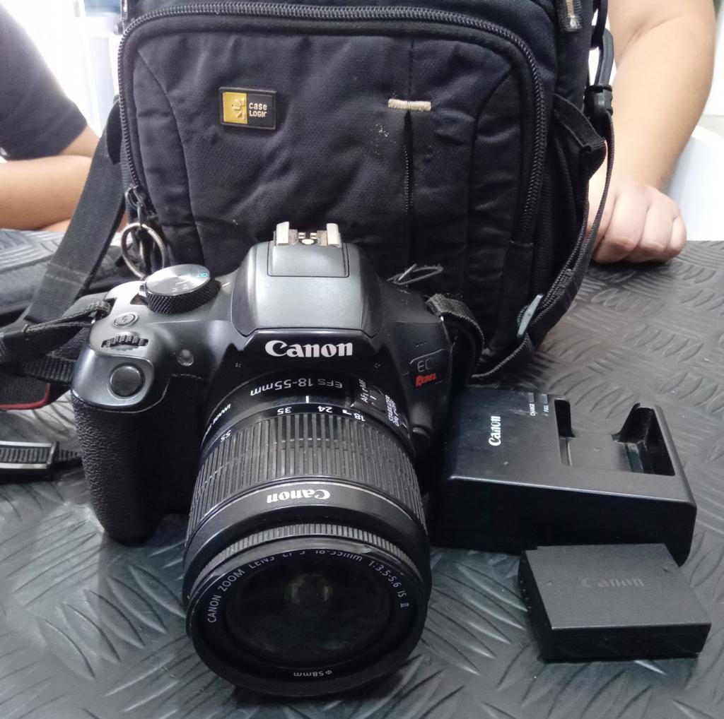 Camara Fotografica Profesional Marca Canon Modelo Eos Rebel T6 Acc Lente S/ Tapa 18-55mmCinta ColganteBateriaCargador