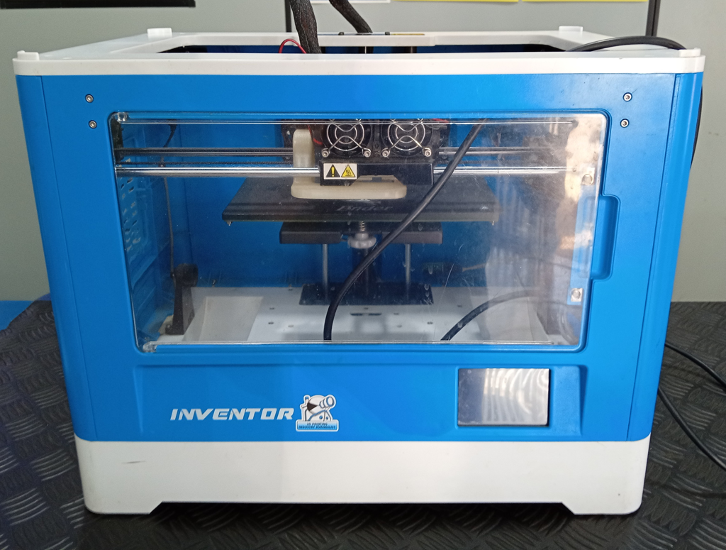 Impresora Marca Flashforge Modelo Inventor Usado-En-Buen-Estado Acc Cable PowerFilamentoMemory