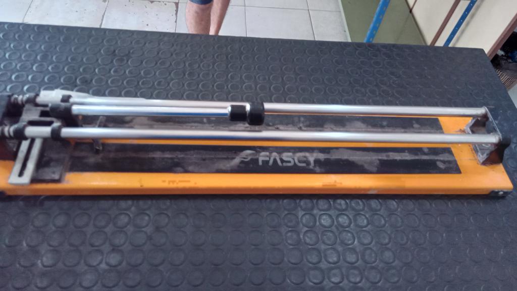 Cortadora De Piso Marca Fascy Modelo No Tiene Tamaño En Cm 90 Usado En Buen Estado Sin Caja Acc No Tiene