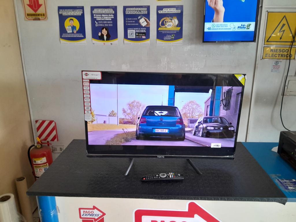 Televisor Led Smart De 32 '' Marca Tokyo Modelo Tvtokhf32gtv Con Control Usado En Buen Estado Acc PatitasCable Power