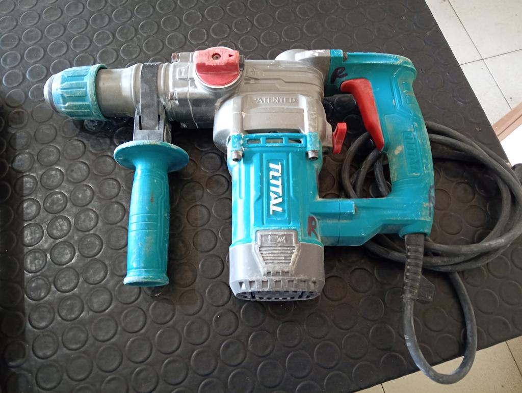Rotomartillo Marca Total Modelo Th110266 Usado En Buen Estado Con 5 Mechas Acc Grasa