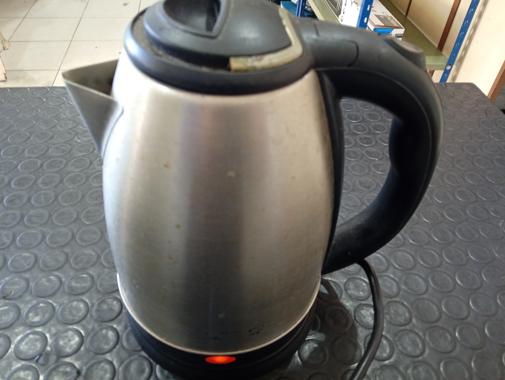 Hervidora Marca Suprema Modelo Ta6971401 Usado Con Desgaste Acc No Tiene