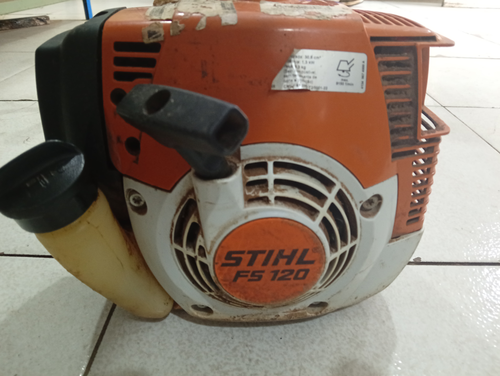 Foto 3 de Desmalezadora Marca Sthil Modelo Fs 120 Usado En Buen Estado Original Si Acc NilonProtectorColgante