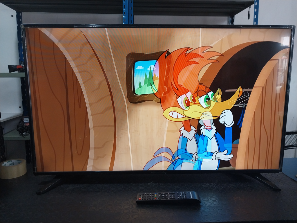 Televisor Led Smart De 43 '' Marca Electrostar Modelo Es-Tl4302 Con Control Usado En Buen Estado Acc UsbHdmiLanPatitasControl