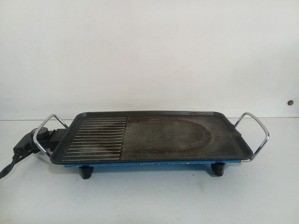 Parrilla Electrica Marca Annecy Modelo No Tiene Usado Con Desgaste Acc Cable Power