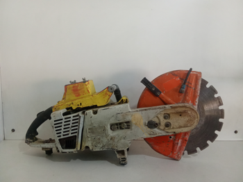 Sierra Tipo Circular Marca Stihl Modelo Ts760av Usado En Buen Estado Acc 1 Hoja
