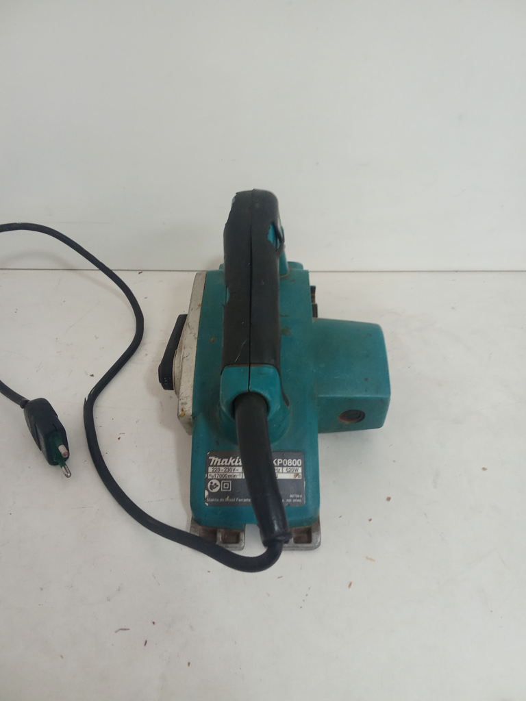 Foto 2 de Cepilladora De Madera Marca Makita Modelo Kp0800 Usado En Buen Estado Acc No Tiene