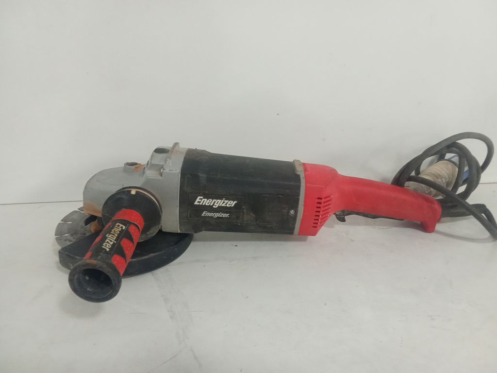 Foto 2 de Pulidora Marca Energy Modelo No Tiene Tamaño Grande Usado En Buen Estado Acc Mango Protector1 Disco1 Llave