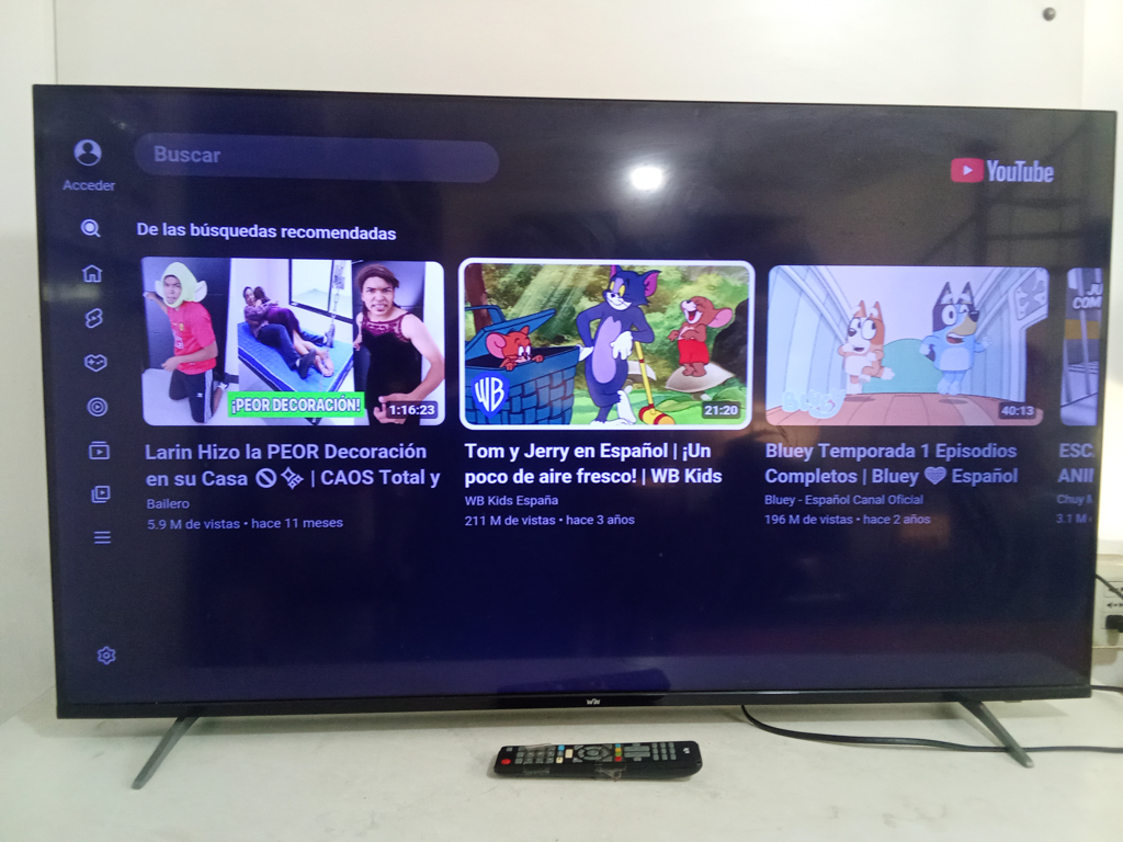 Televisor Led Smart De 50 '' Marca Win Modelo 50fu Con Control Usado En Buen Estado Acc UsbHdmiPatitas