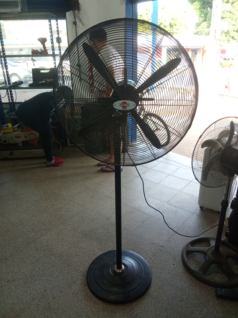 Ventilador 3 Velocidades Marca Tokyo Modelo Vetokp1126-D Usado En Buen Estado Acc No Tiene