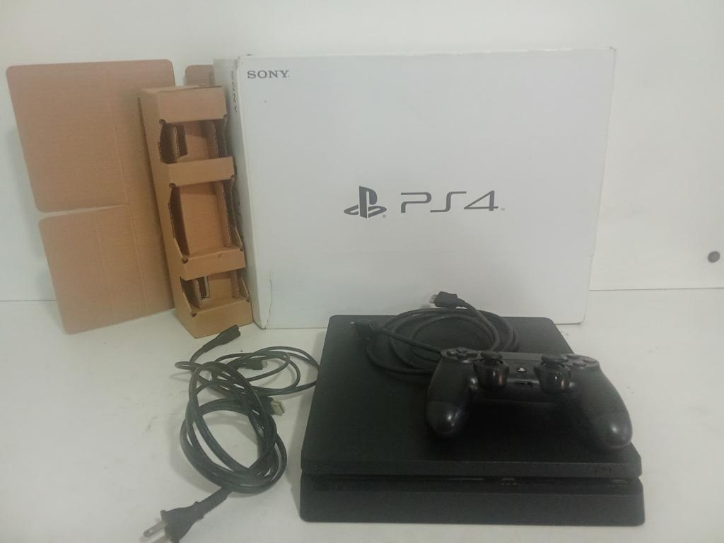 Juego Electronico Ps4 Marca Sony-Slim Modelo Cuh2215b Disco Duro 500 Gb Sin Control Sin Caja Usado-En-Buen-Estado Acc Cable CargadorCable PowerCable Hdmi1 Control OriginalDisco Call Of DutyDiscofarcry5 Disco