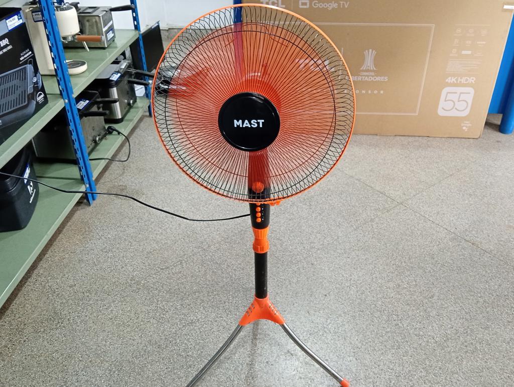 Ventilador 3 Velocidades Marca Mast Modelo Tan16 Usado En Buen Estado Acc No Tiene