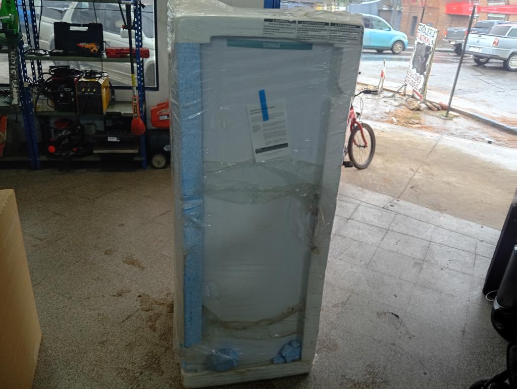 Heladera Marca Consul Modelo Wx30 Nuevo Sin Uso Litros 300 Acc BandejasCanasta
