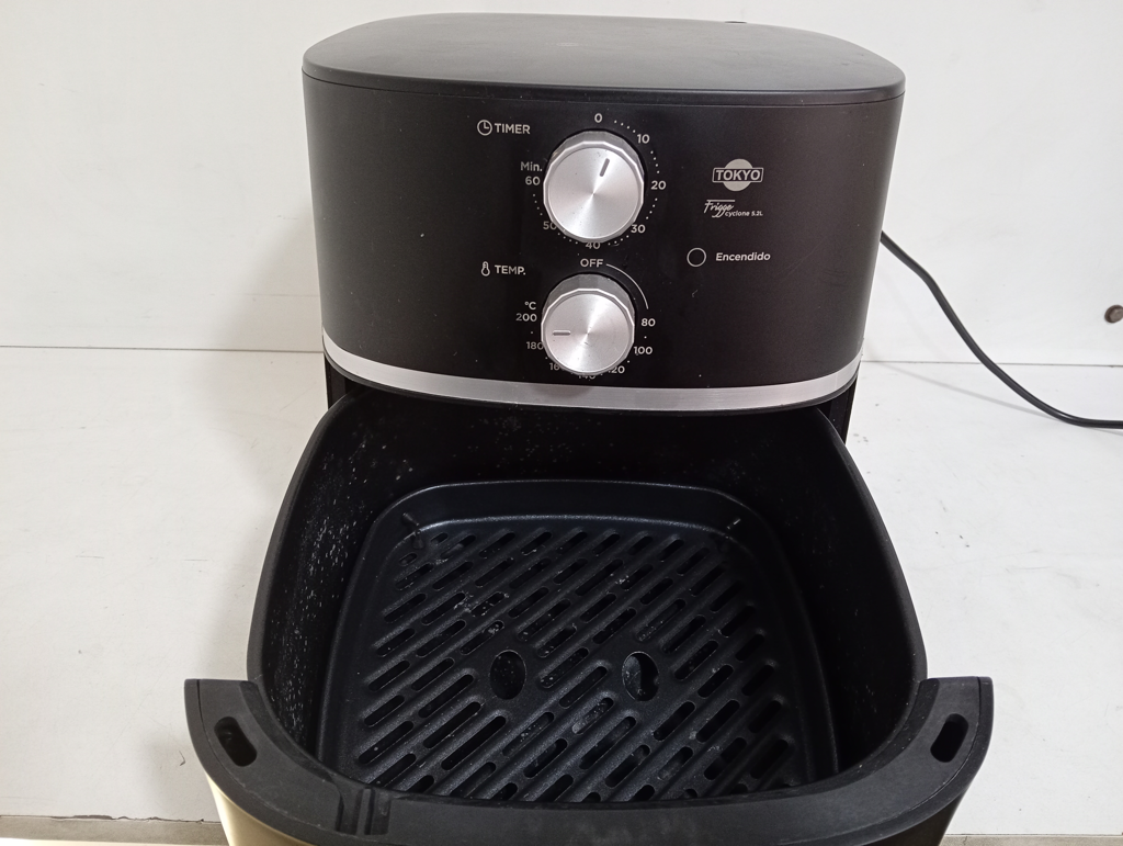 Horno Marca Tokyo Litros 5 Modelo Edtokafryer Usado En Buen Estado Acc No Tiene