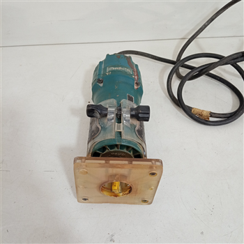 Fresadora Marca Makita Modelo 3709 Usado En Buen Estado Acc No Tiene