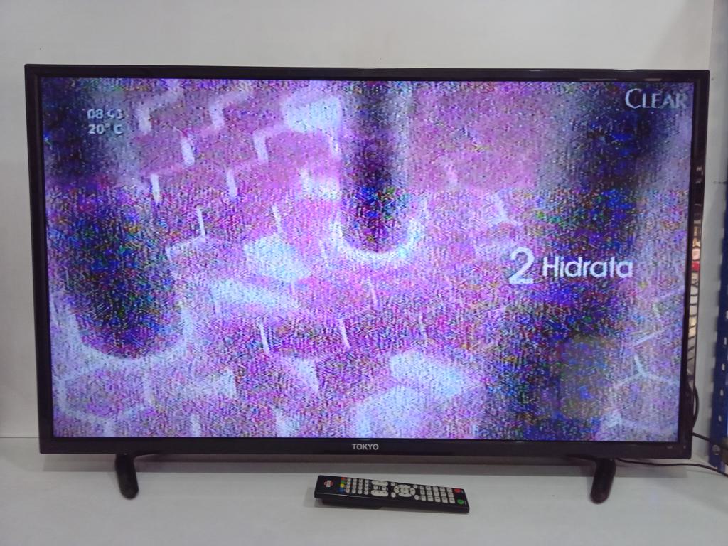 Televisor Led Convencional De 42 '' Marca Tokyo Modelo Tvtok42ledzl12d Usado En Buen Estado Con Control Sin Caja Acc C/Entrada UsbC/2 Patitas De PedestalC/Entrada Hdmi