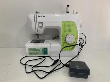 Maquina De Coser Familiar Marca Brother Modelo Bm2800 Usado En Buen Estado Acc C/Funda ProtectoraC/PedalC/LuzC/Accesorios
