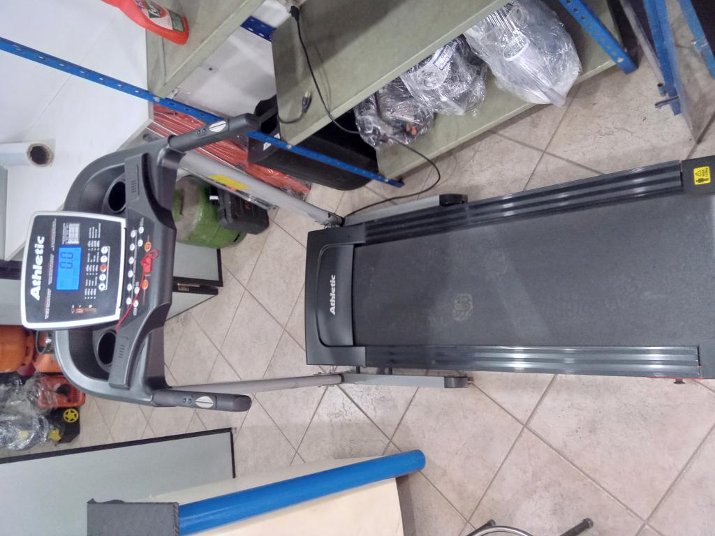 Cinta Para Caminar Marca Athletic Para 120kg Modelo Advanced-510t Usado En Buen Estado Acc Entrada Sd Usb AuxPanel DigitalLlave Magnetica