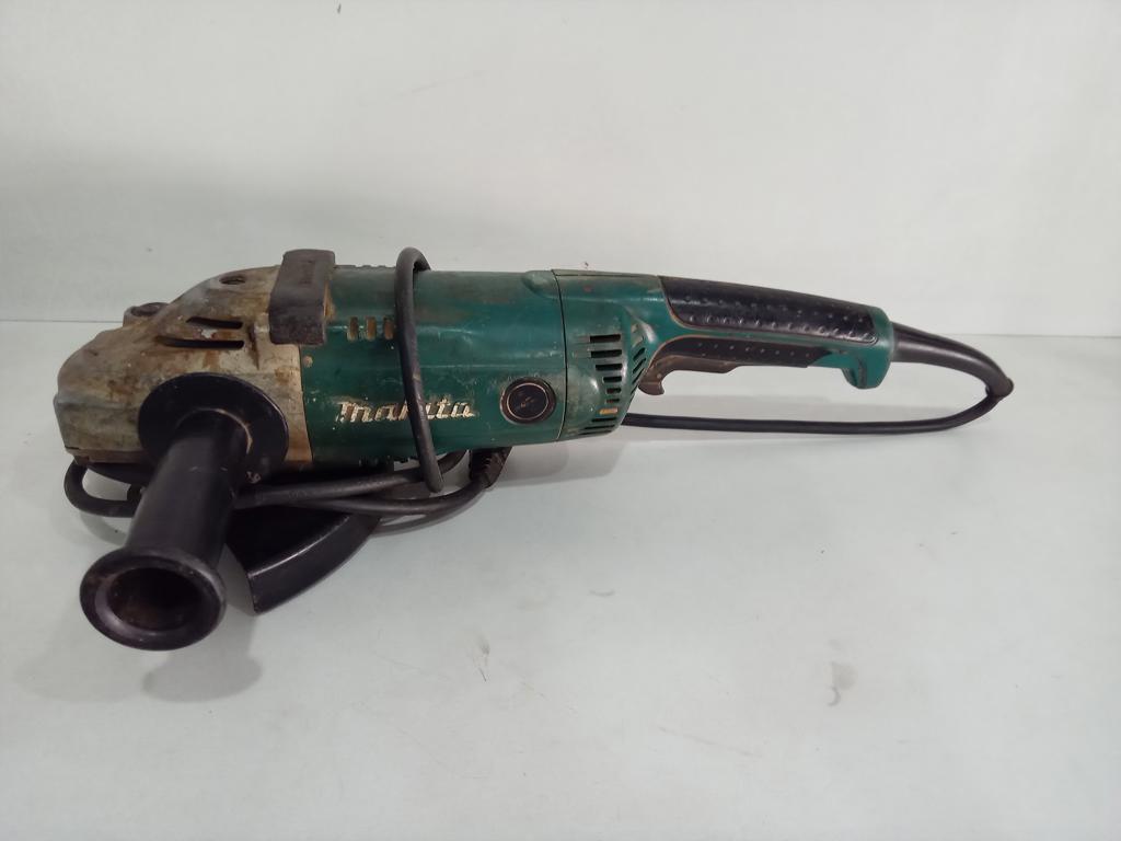 Pulidora Marca Makita Modelo Ga9020 Tamaño Grande Usado En Buen Estado Acc C/ManijaC/Protector