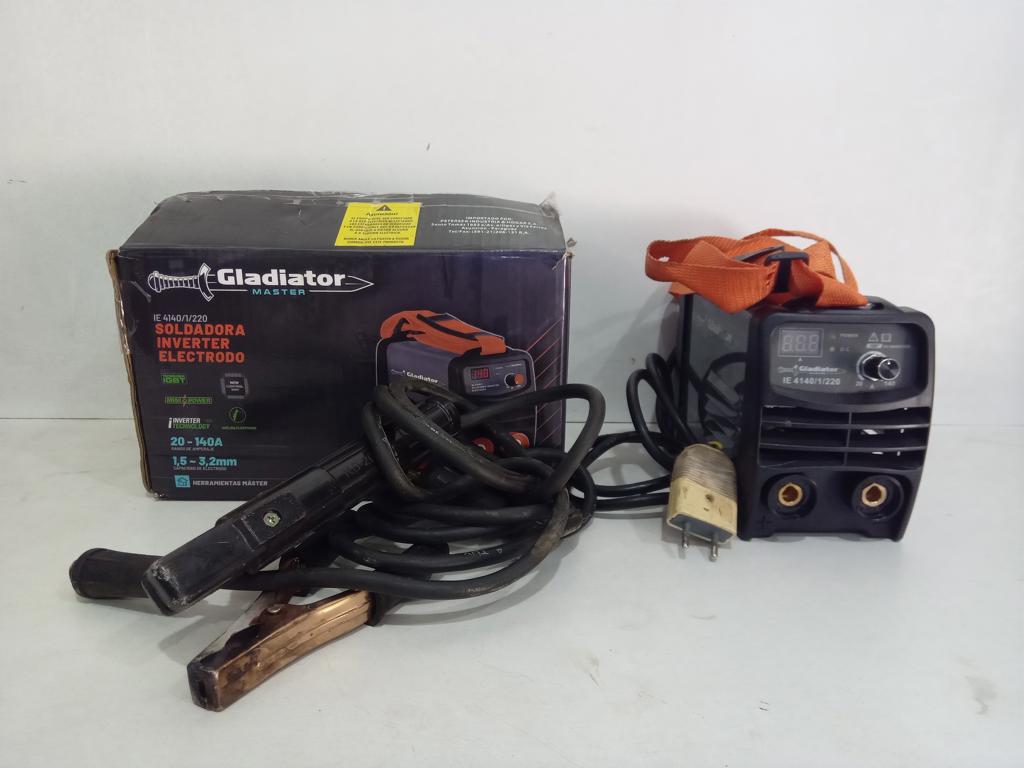 Soldador Marca Gladiator Modelo Ei4140/1/220 Usado En Buen Estado Acc C/Pinza Positivo Y Negativo