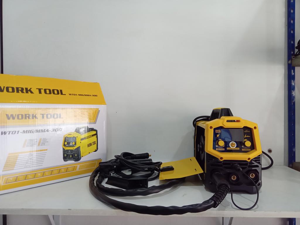 Soldador Marca Work Tool Modelo Wt01-Mig/Mma-300 Usado En Buen Estado Acc C/Pinza Positivo Y NegativoC/BobinaC/Antorcha