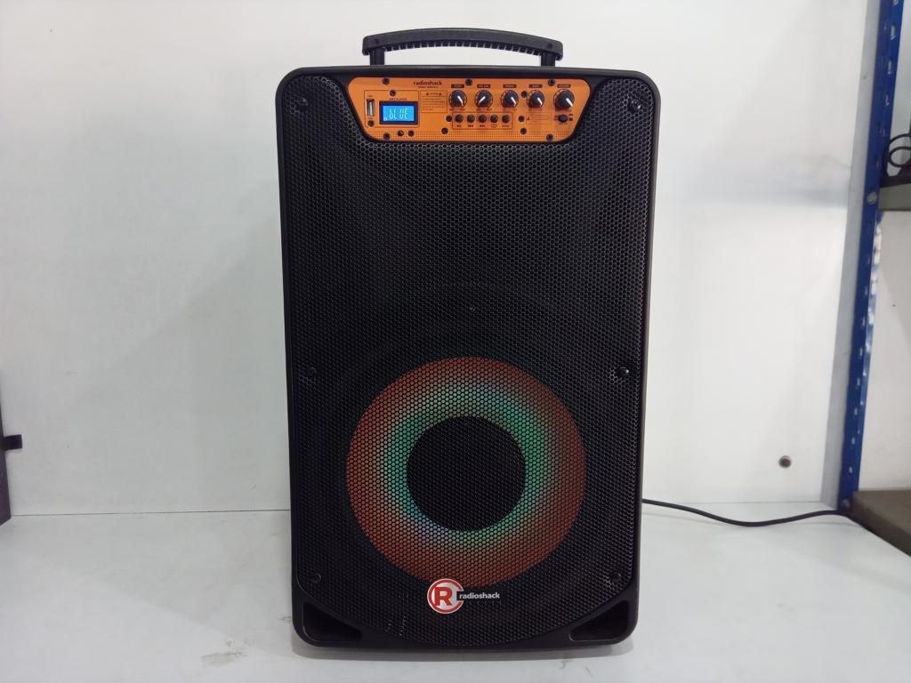 Parlante Portatil Marca Radioshack Modelo 4001941 Usado-En-Buen-Estado Con No Tiene Acc C/Cable Power