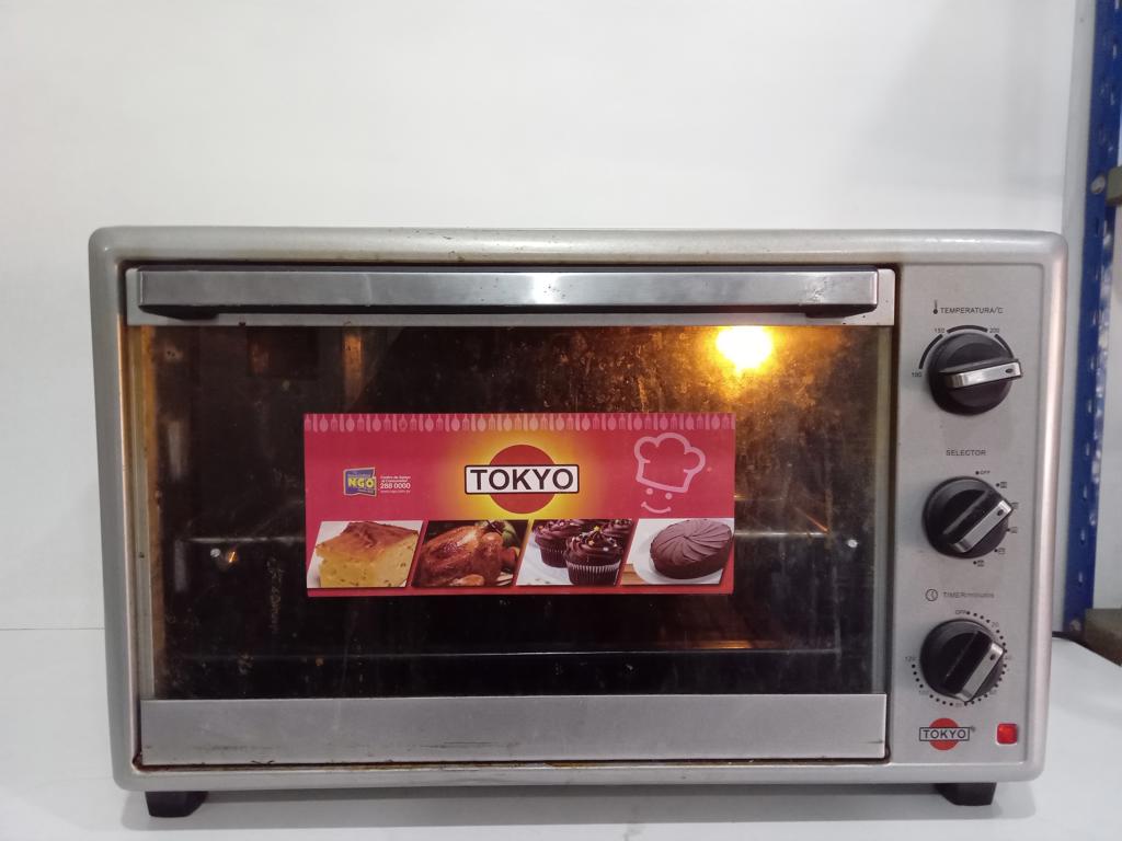 Horno Marca Tokyo Litros 46 Modelo Elite 46 Usado Con Desgaste Acc C/BandejaC/Luz InternaC/Parrilla