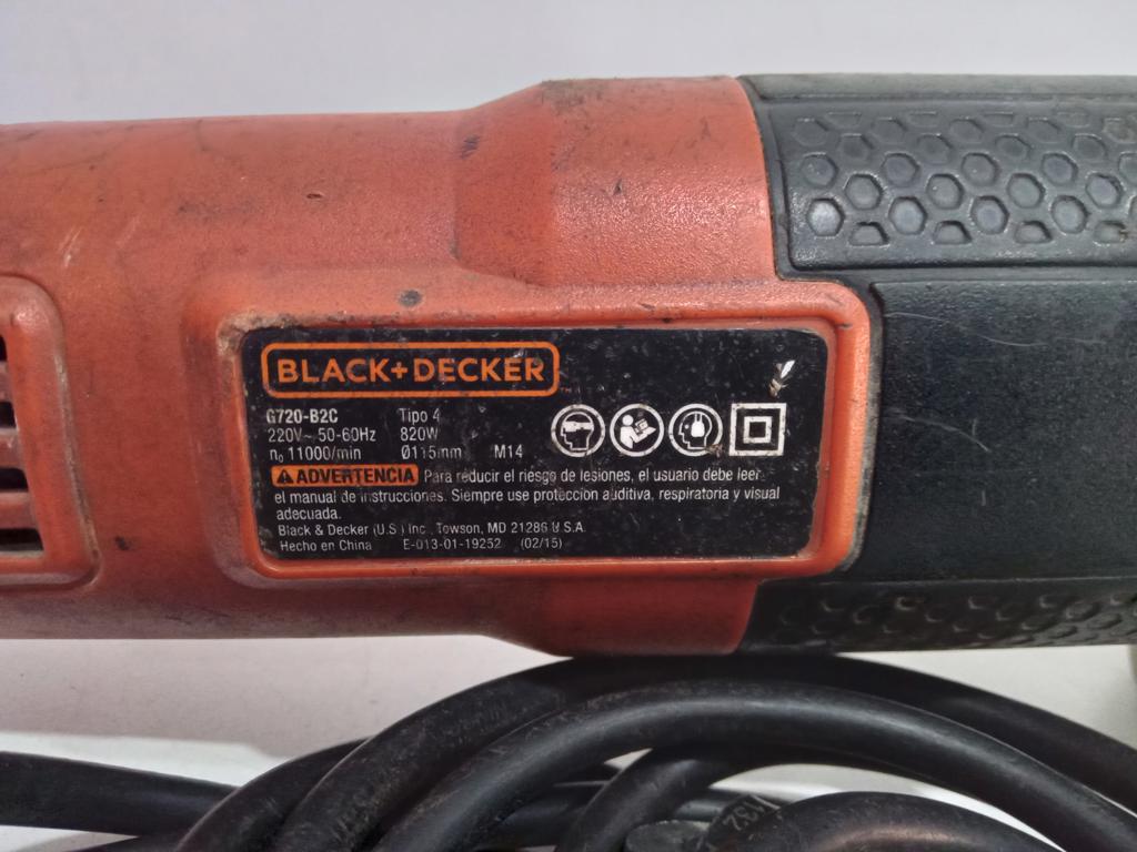 Foto 3 de Pulidora Marca Black Decker Modelo G720-B2c Tamaño Pequeño Usado Con Desgaste Acc C/DiscoC/LlaveC/ProtectorC/Manija
