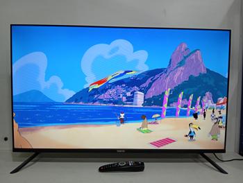 Televisor Led Smart De 43 '' Marca Tokyo Modelo Tvtokff43gtv Con Control Usado En Buen Estado Acc C/2 Patitas De Pedestal