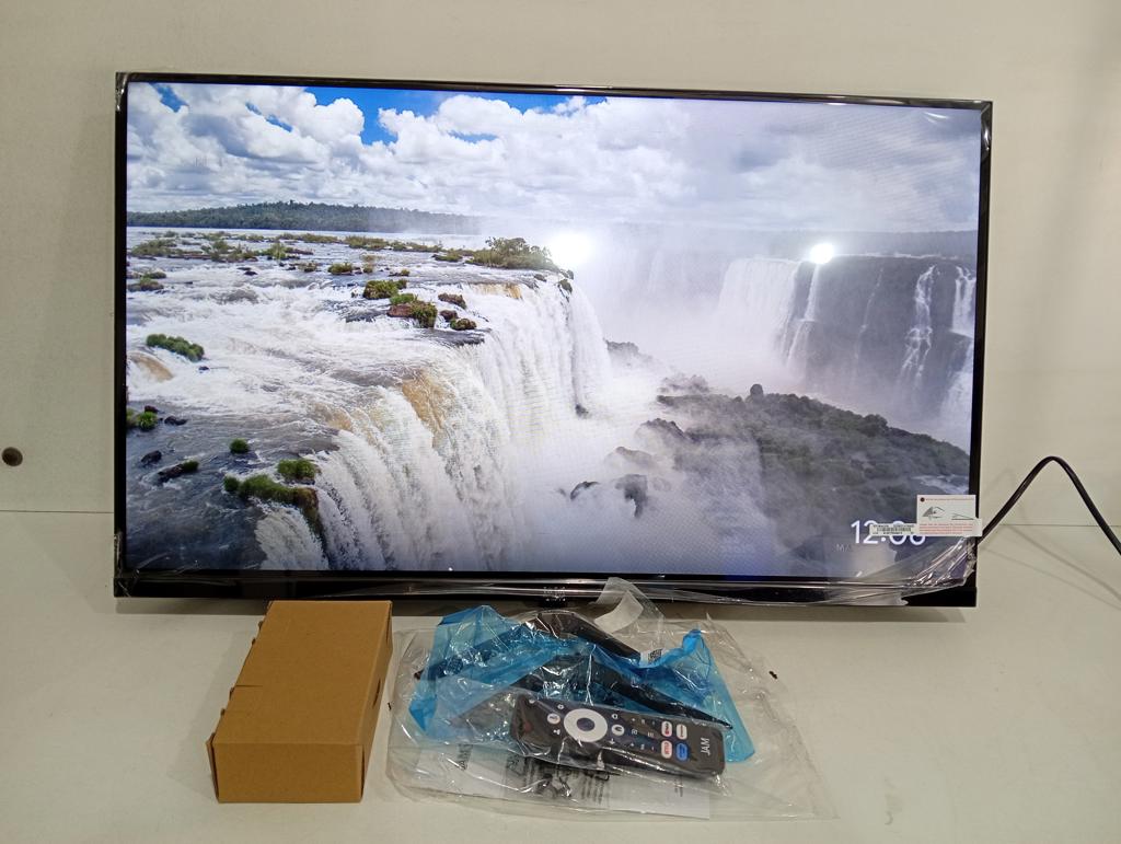 Televisor Led Smart De 32 '' Marca Jam Modelo Gt-5ultra32gfsa Con Control Nuevo-Sin-Uso Acc C/Patitas De PedestalC/Manual