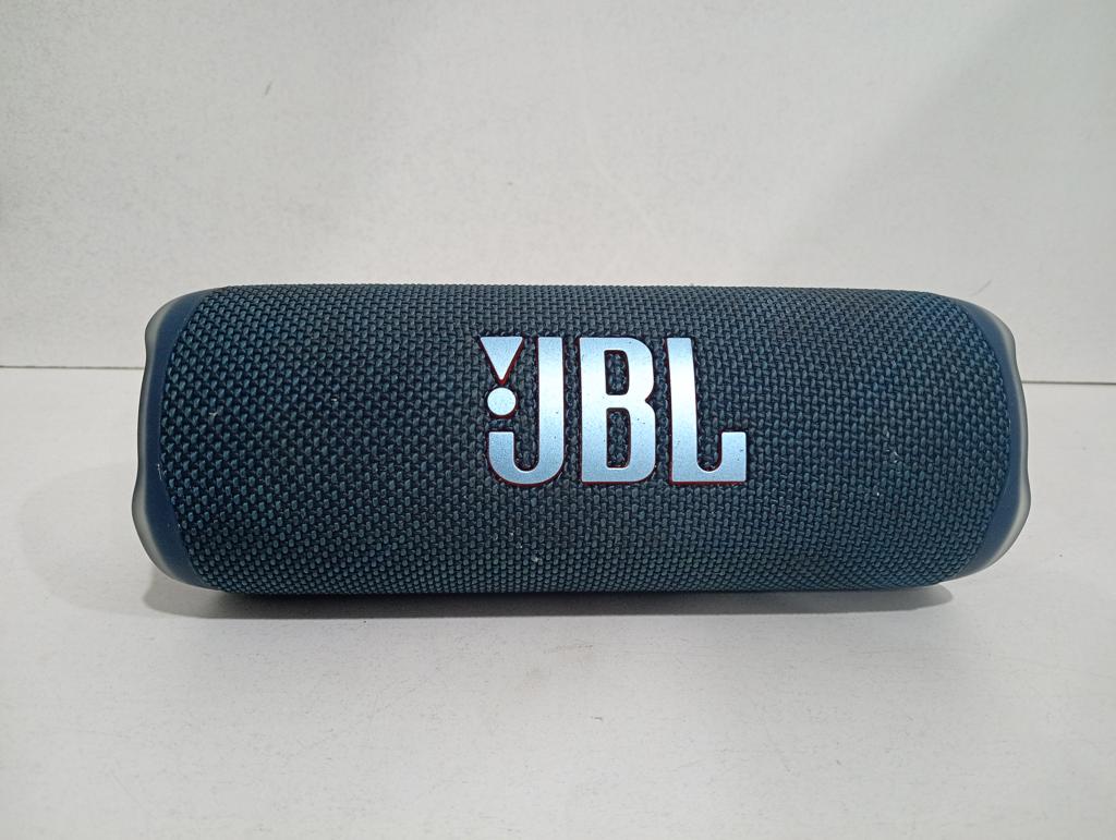 Speaker Potencia Watts No Tiene Marca Jbl Sin Control Modelo Flip 6 Usado En Buen Estado Sin Caja Acc No Tiene