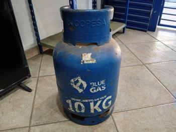 Garrafa Cap 10 Kg. Marca Blue Gas Usado En Buen Estado Color Azul Acc No Tiene