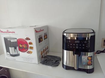 Fritadora Marca Moulinex Modelo Lf17-M Nuevo Sin Uso Acc DigitalDe 6.5 Litros