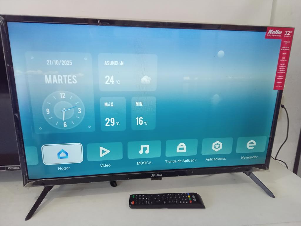 Televisor Led Smart De 32 '' Marca Kolke Modelo 32-Sm Con Control Usado En Buen Estado Acc Con 2 Patitas