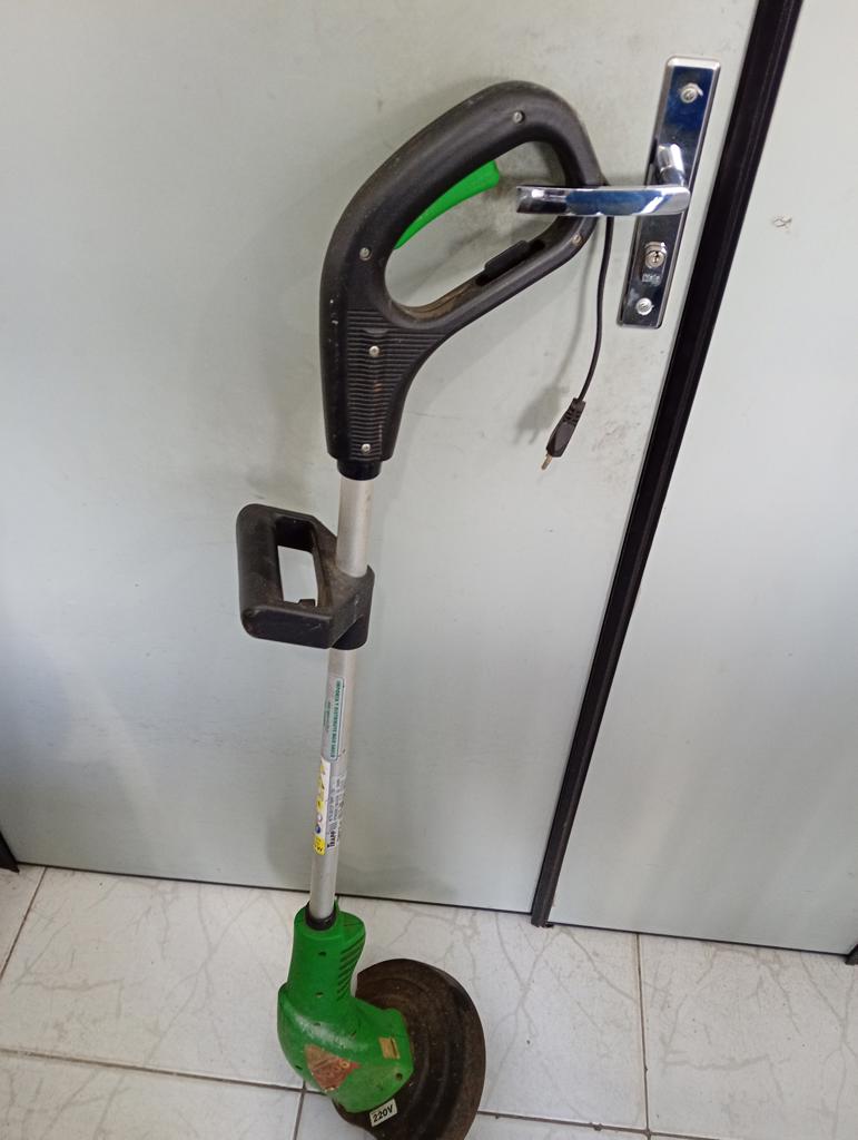 Bordeadora De Cesped Marca Trapp Modelo Master 1000 Usado En Buen Estado Acc ManijaNylon