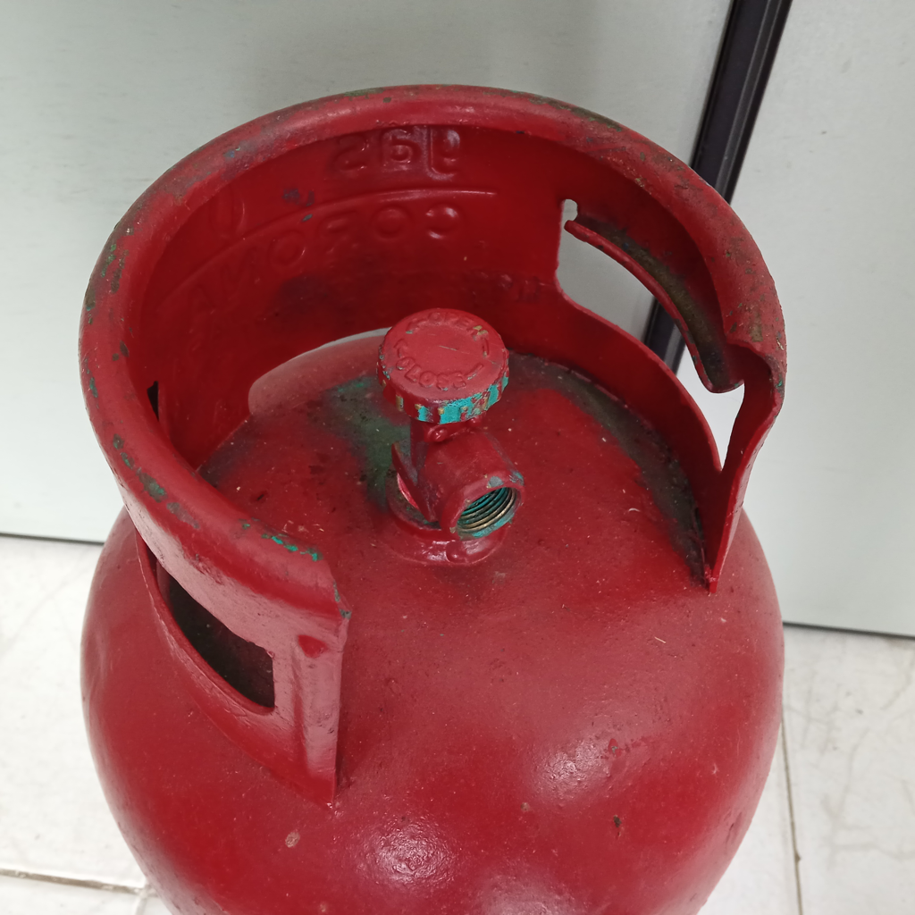 Foto 2 de Garrafa Cap 10 Kg. Marca Pumagas Usado En Buen Estado Color Rojo Acc No Tiene