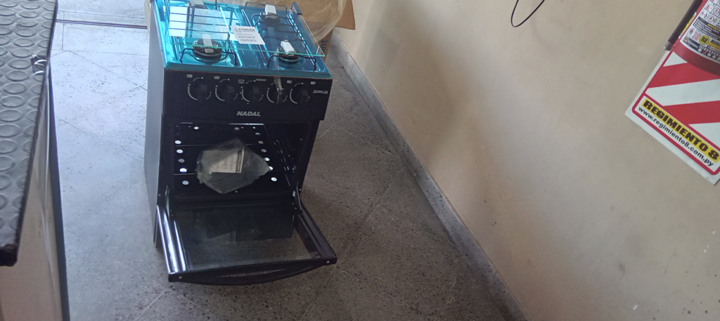 Cocina A Gas Marca Nadal Modelo 4h Sirius Nuevo Sin Uso Acc Con Todos Sus Accesorios