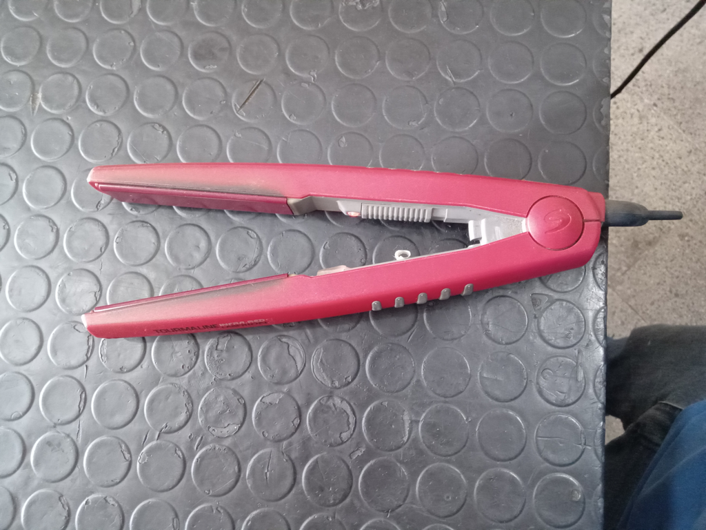 Planchita Para Cabello Marca Ga.Ma Modelo Usado En Buen Estado Acc No Tiene