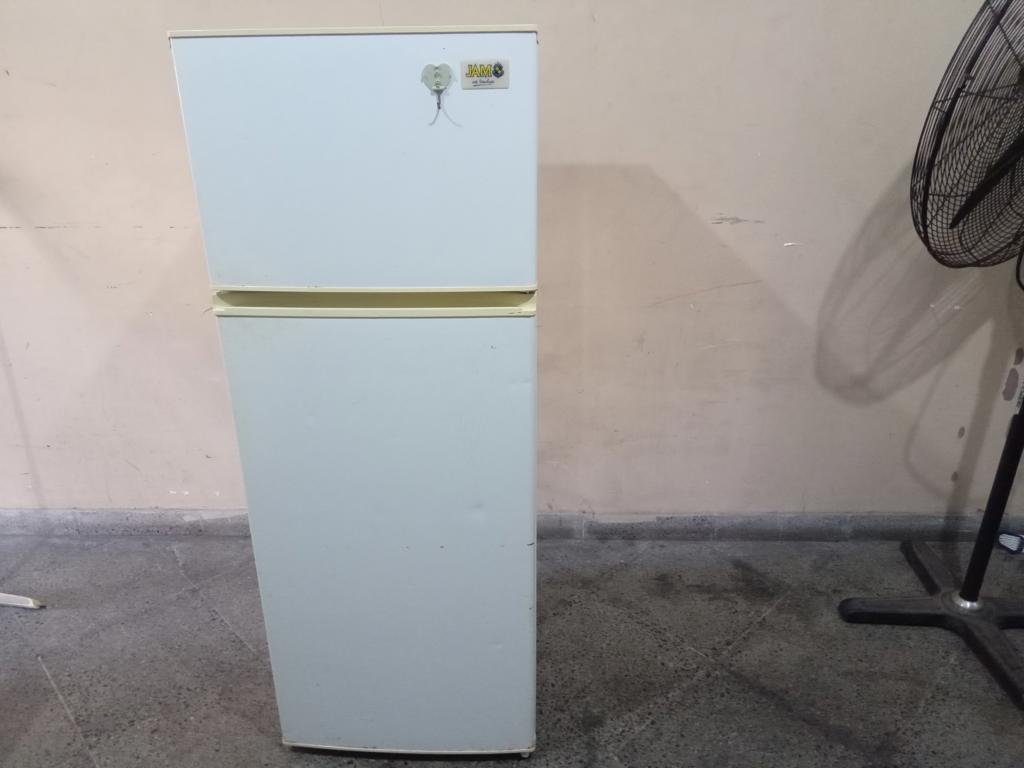 Heladera Marca Jam Modelo Hd-273f Usado En Buen Estado Litros 207 Acc 8 Accesorios