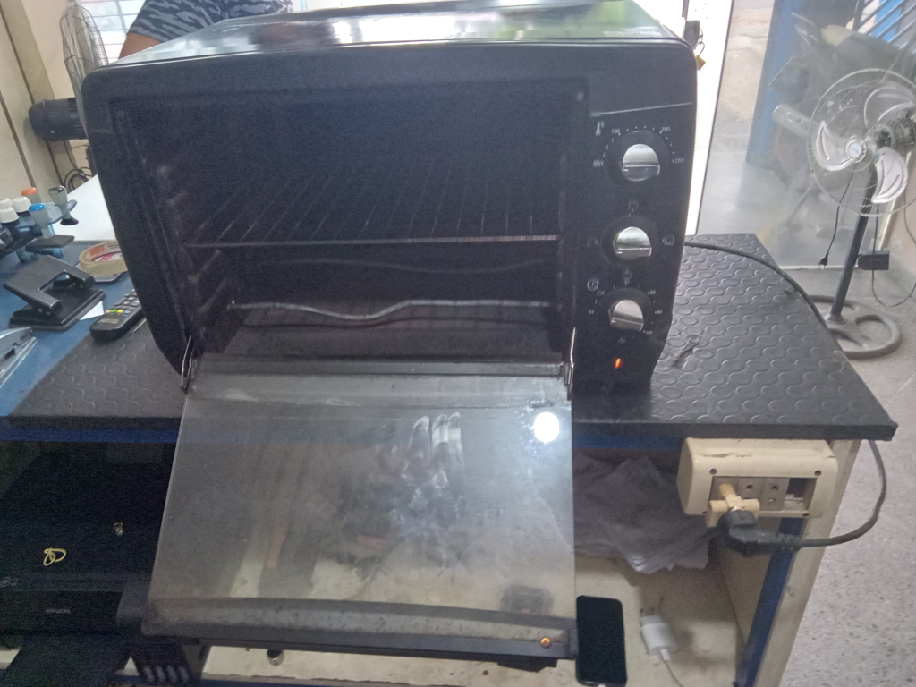Foto 2 de Horno Marca Tokyo Litros 45 Modelo Listo Usado Con Desgaste Acc Parrilla