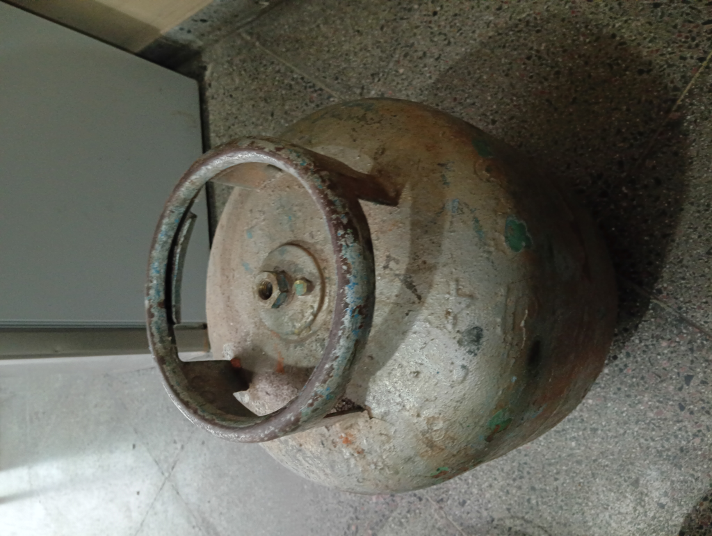Garrafa Cap 13 Kg. Marca No Tiene Usado En Buen Estado Color Gris Acc No Tiene